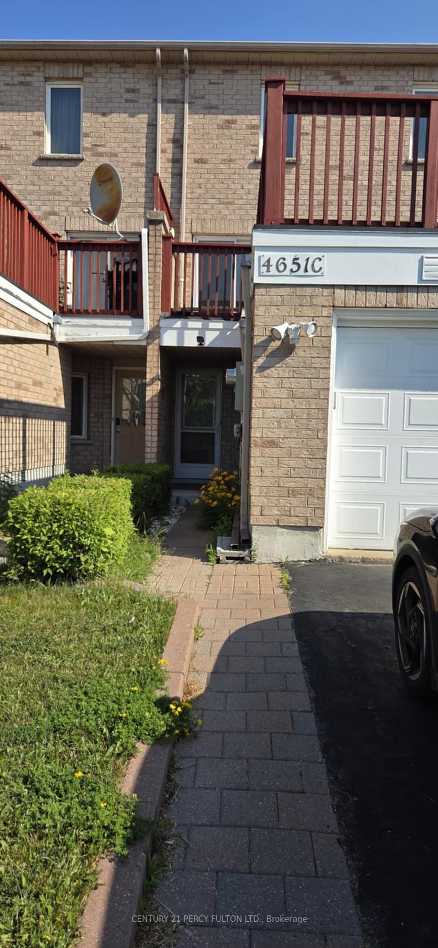 Photo de la propriété:  4651C Kingston Road Lower Level  ON M1E 2P8 