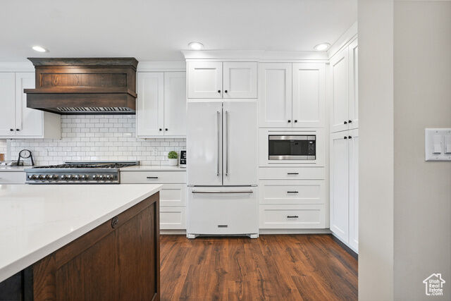 Property Photo: 12671 S Somerdowns Ct UT 84020