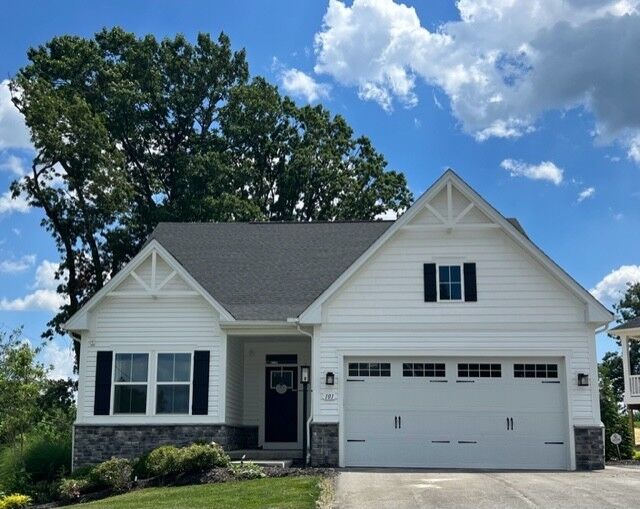 Property Photo:  101 Pleasant Grove Ct  PA 15025 