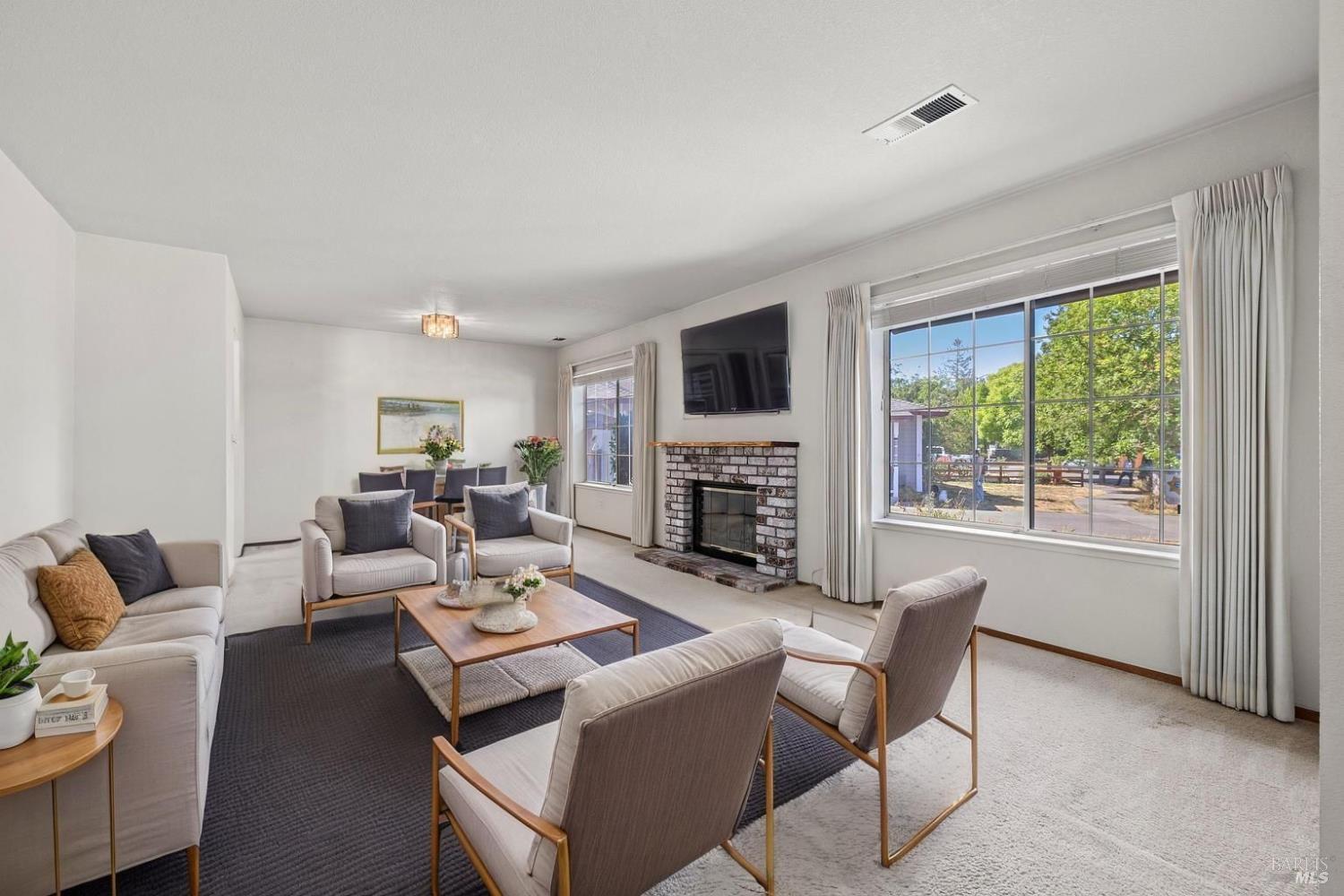 Property Photo:  2106 Firwood Avenue  CA 95403 
