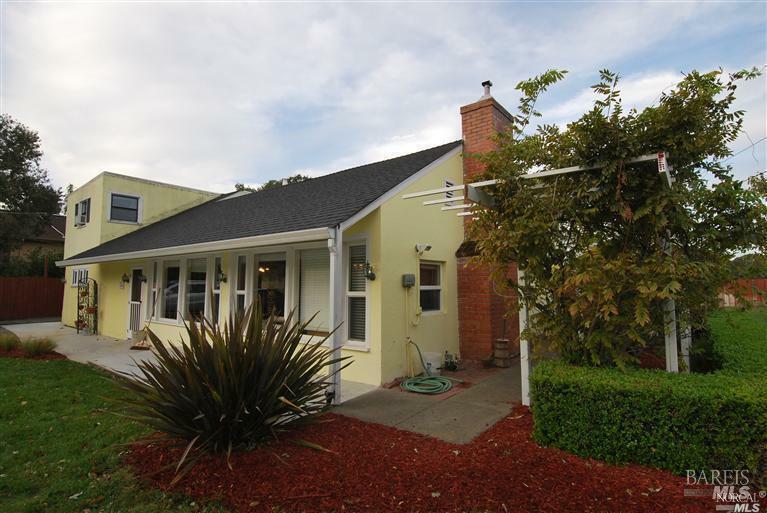 Property Photo: 20901 Burndale Road CA 95476