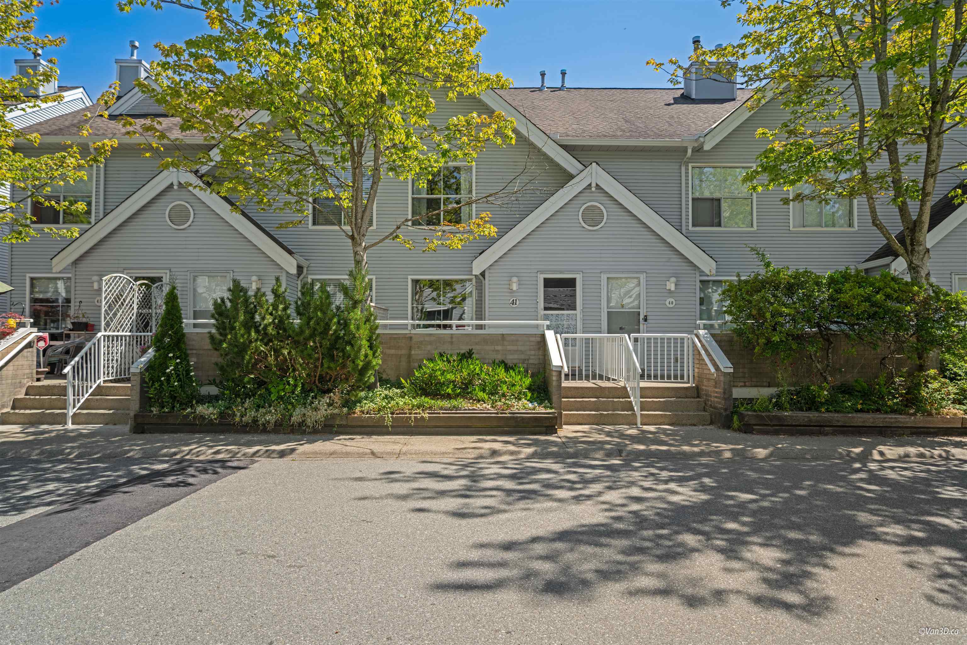 Property Photo: 13706 74 Avenue 41 BC V3W 1K3