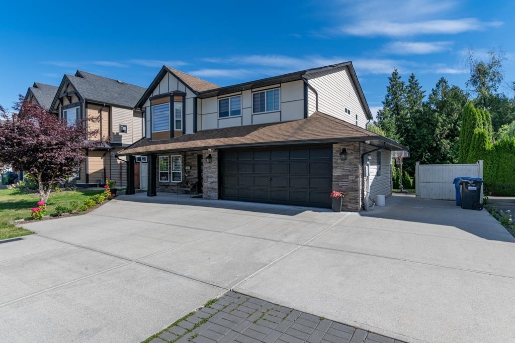 Property Photo: 31858 Mayne Avenue BC V2T 4W8