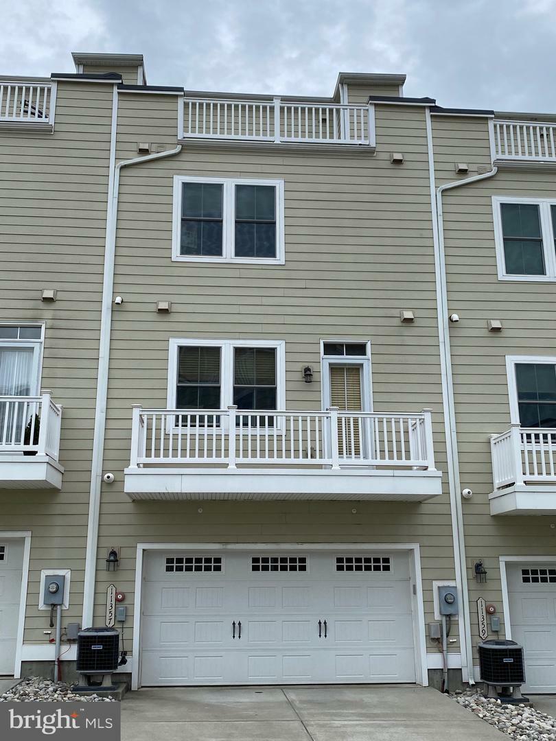 Property Photo: 11357 Ridgeline Road VA 22030