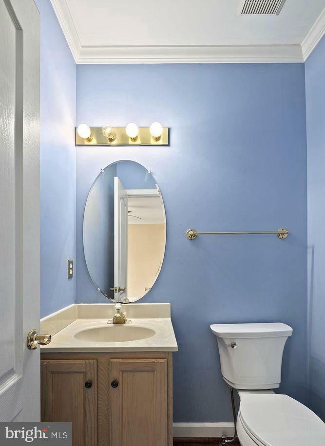 Property Photo: 3912 Maximilian Court VA 22033