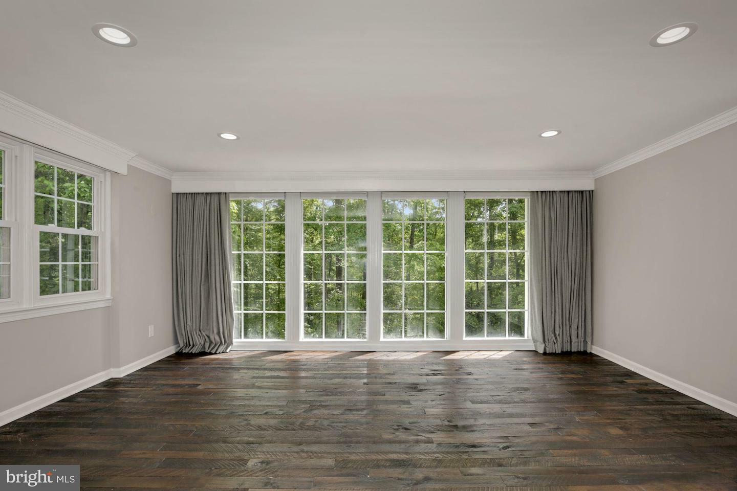 Property Photo: 8111 W Point Drive VA 22153