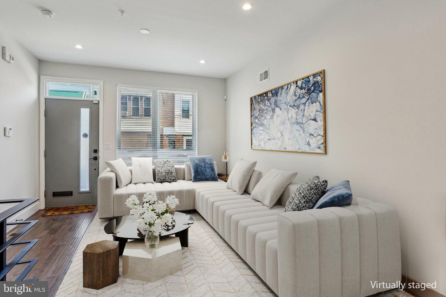 Property Photo: 1812 S Taylor Street PA 19145