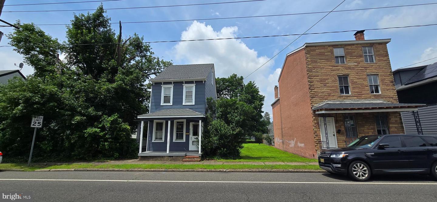 Property Photo:  845 Bordentown Road  NJ 08016 