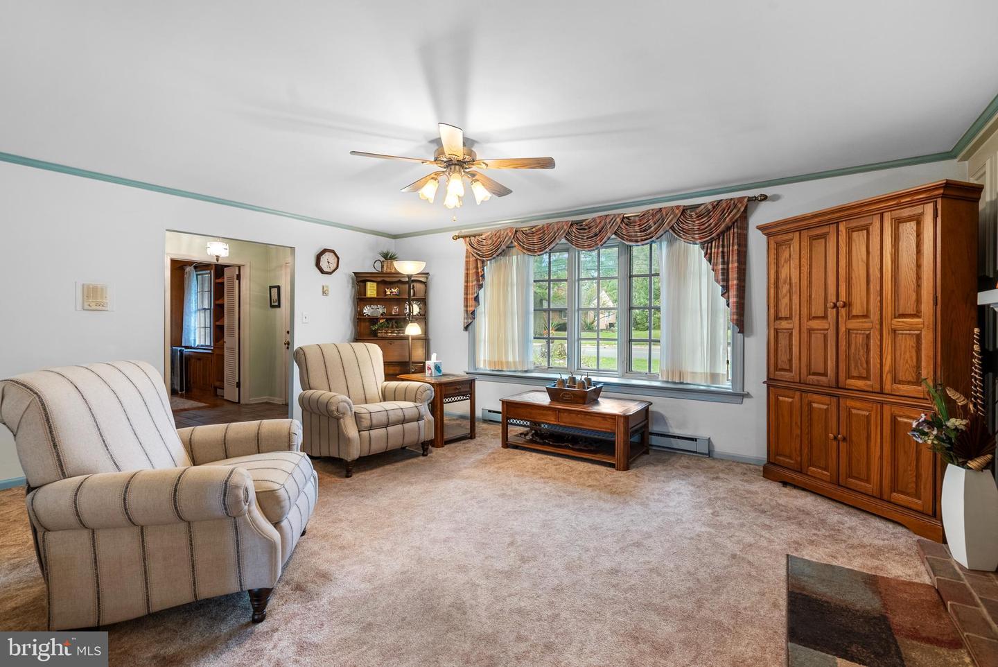 Property Photo: 40 E Cherry Lane PA 18964