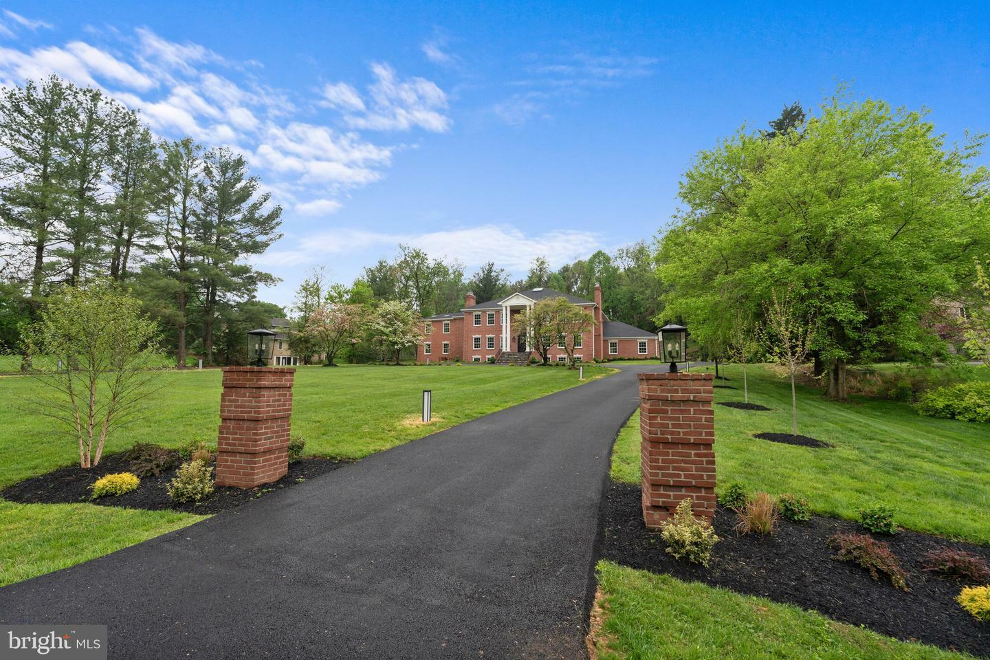Property Photo: 10821 Barn Wood Lane MD 20854