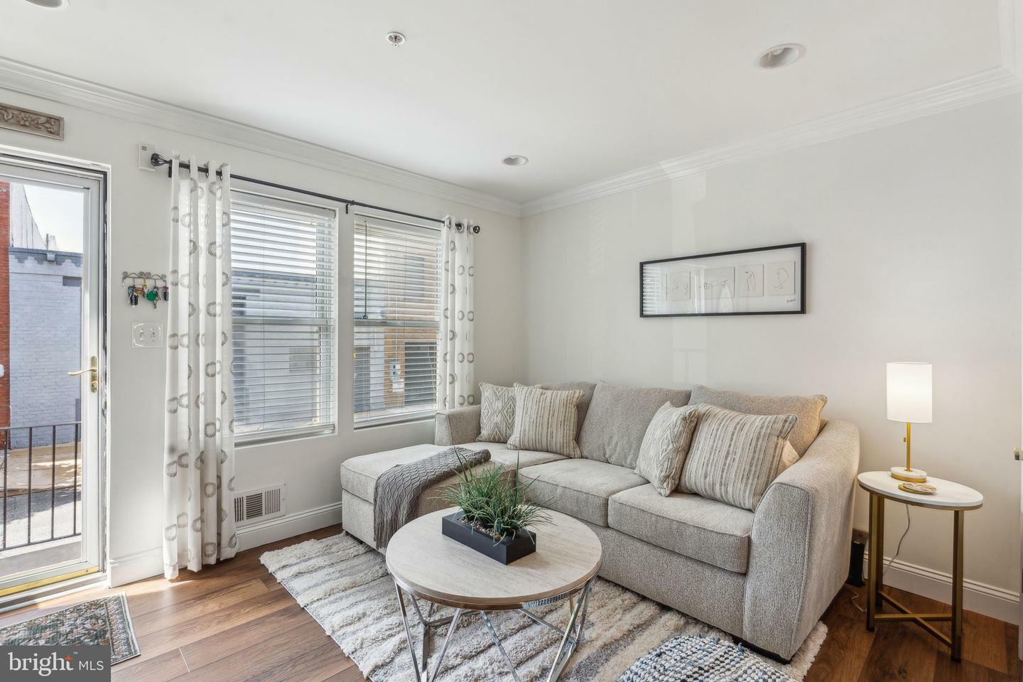 Property Photo: 821 Mountain Street PA 19148