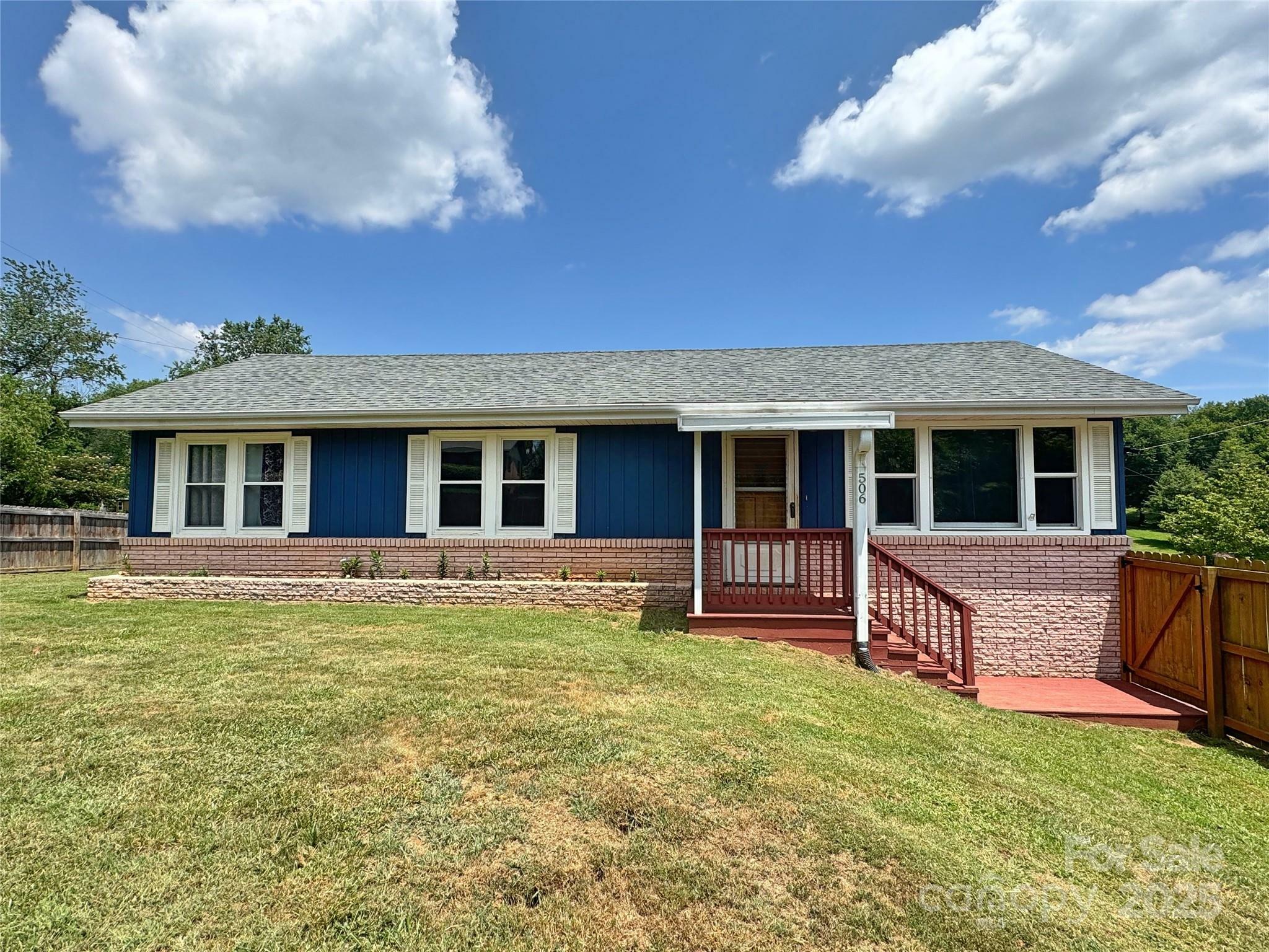 Property Photo: 506 Gorman Bridge Road NC 28806