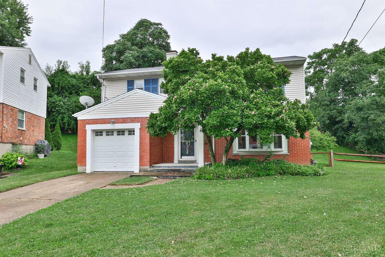 Property Photo: 1303 Moonkist Court OH 45230