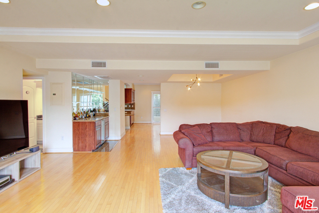 Property Photo: 11355 Missouri Ave CA 90025