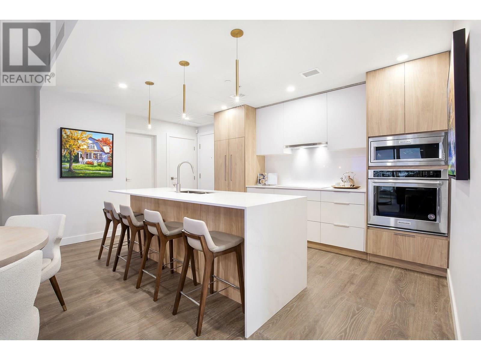 Property Photo: 460 Nicola Street 1208 BC V2H 1T7
