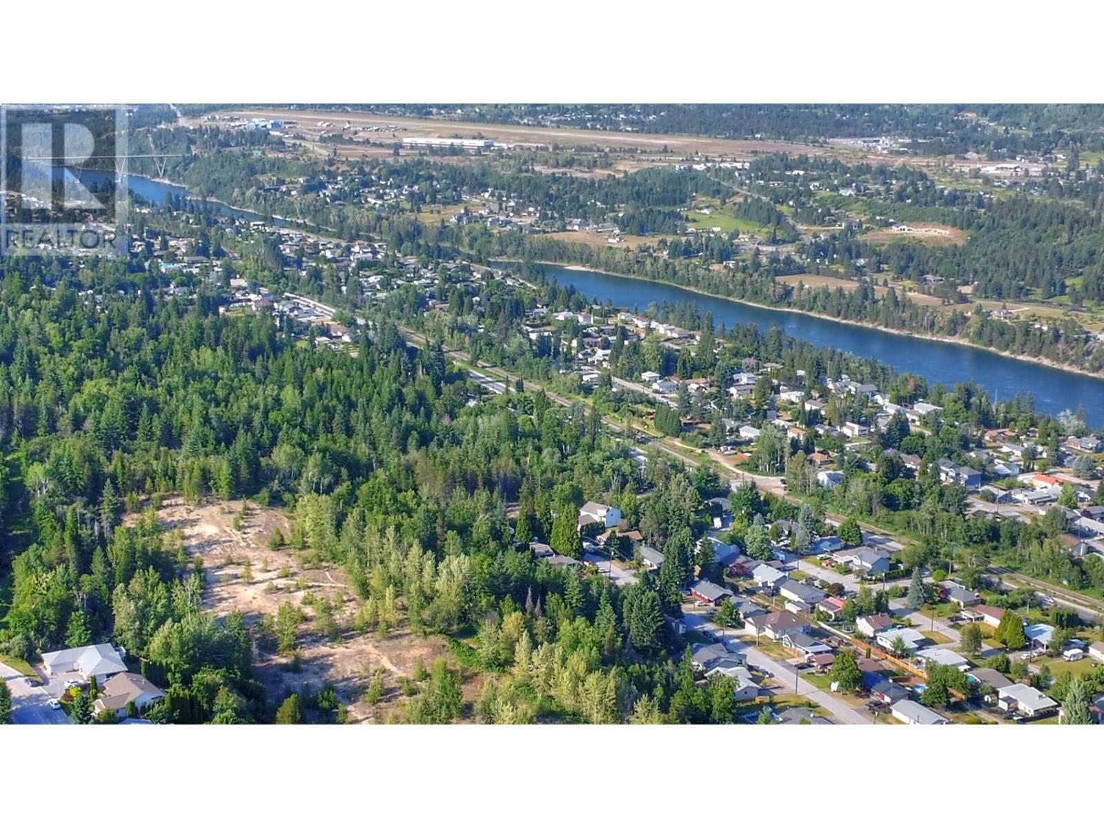 Property Photo:  3000 9th Avenue  BC V1N 2X9 