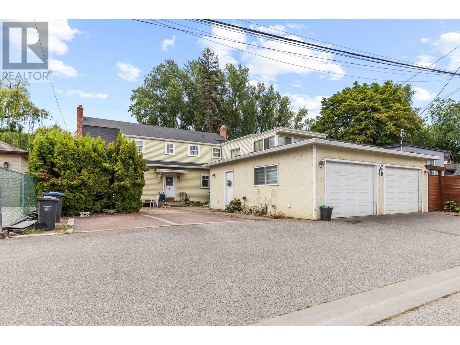 1880 Riverside Avenue  Kelowna BC V1Y 1A7 photo