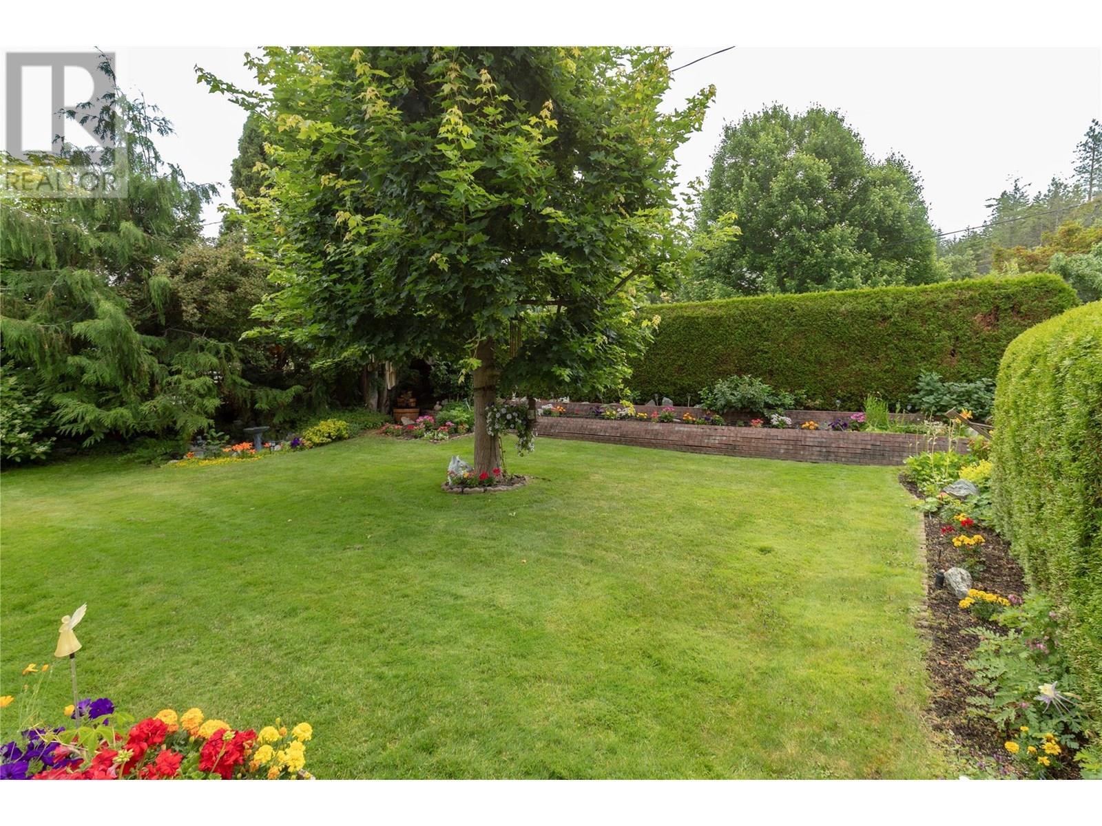 Property Photo: 2300 Charleswood Drive BC V1P 1E4