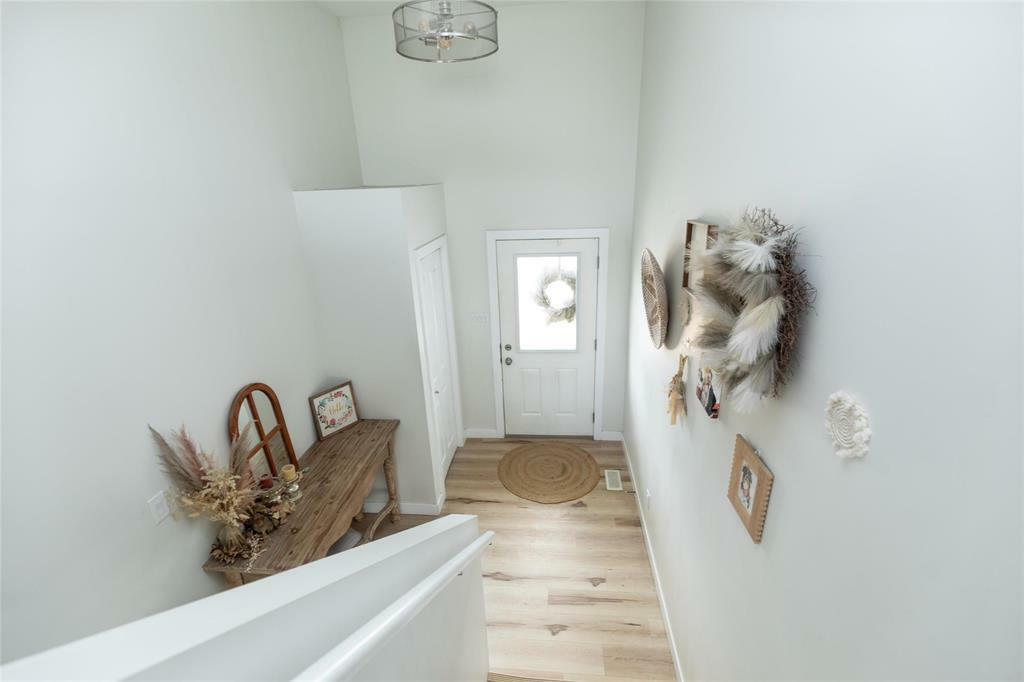 Property Photo: 68 Imperial Crescent MB R5G 3G0