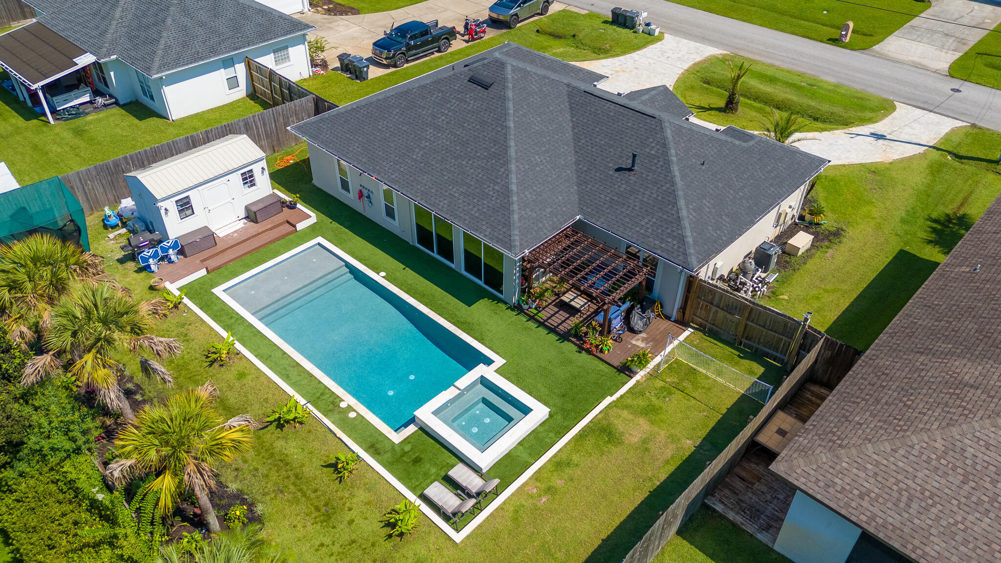 Property Photo: 1009 Forest Shore Drive FL 32550