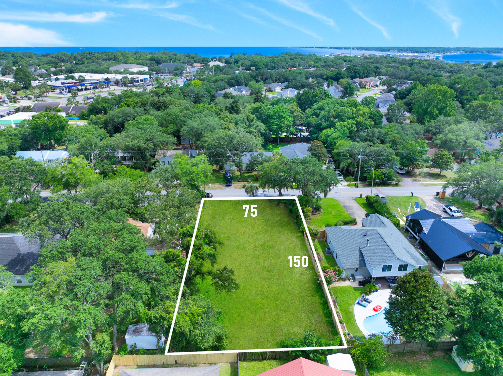 Property Photo: 15 Plew Avenue FL 32579