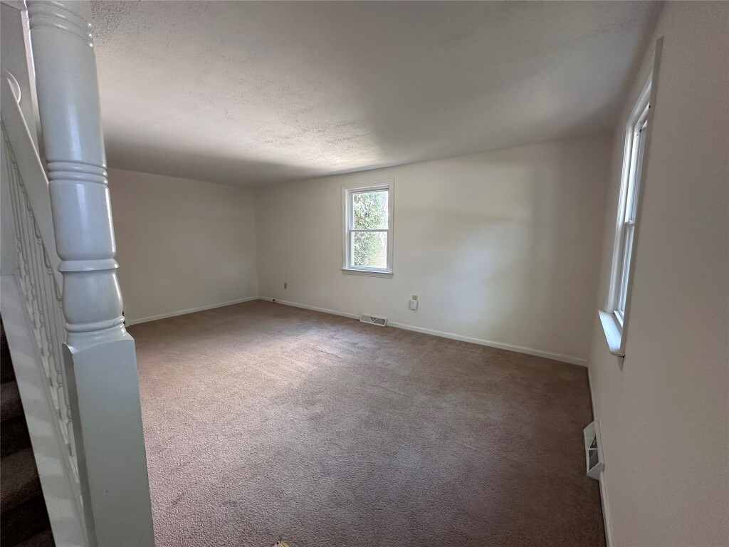 Property Photo: 3010 Oakwood Street PA 16508