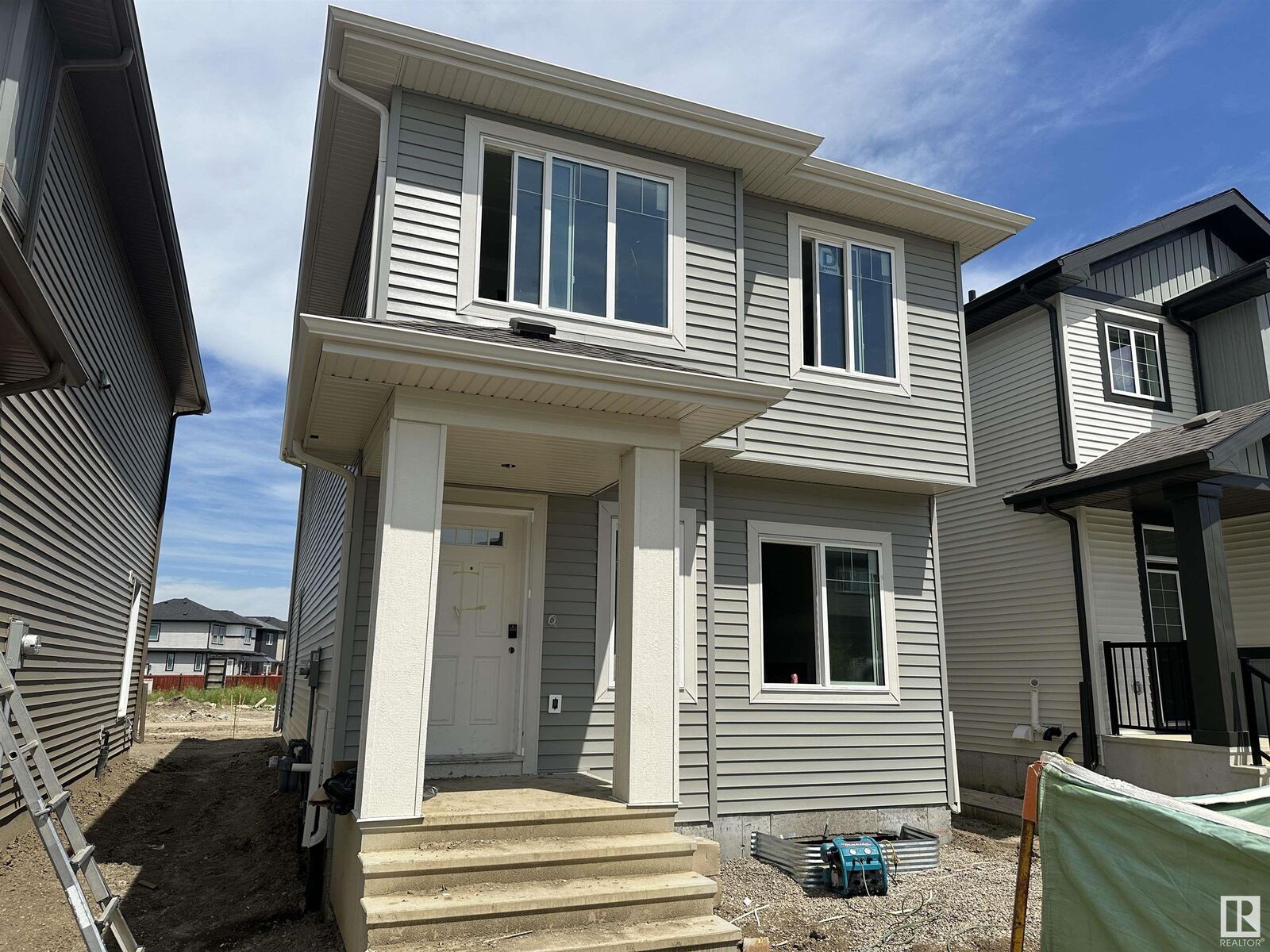 Property Photo:  10 Hunter Place  AB T7X 3W3 