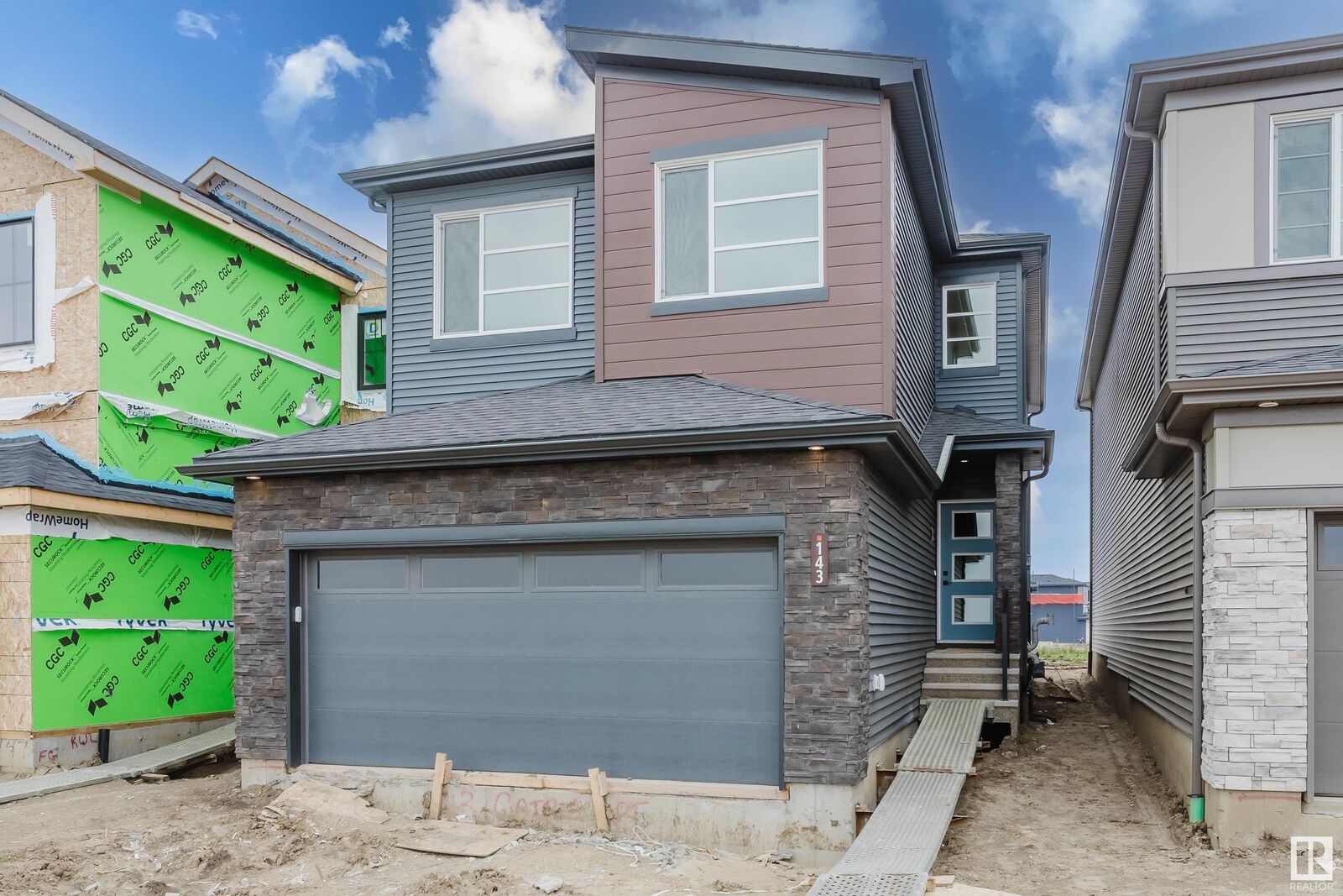 Property Photo:  143 Catria Point(E)  AB T8A 4V2 