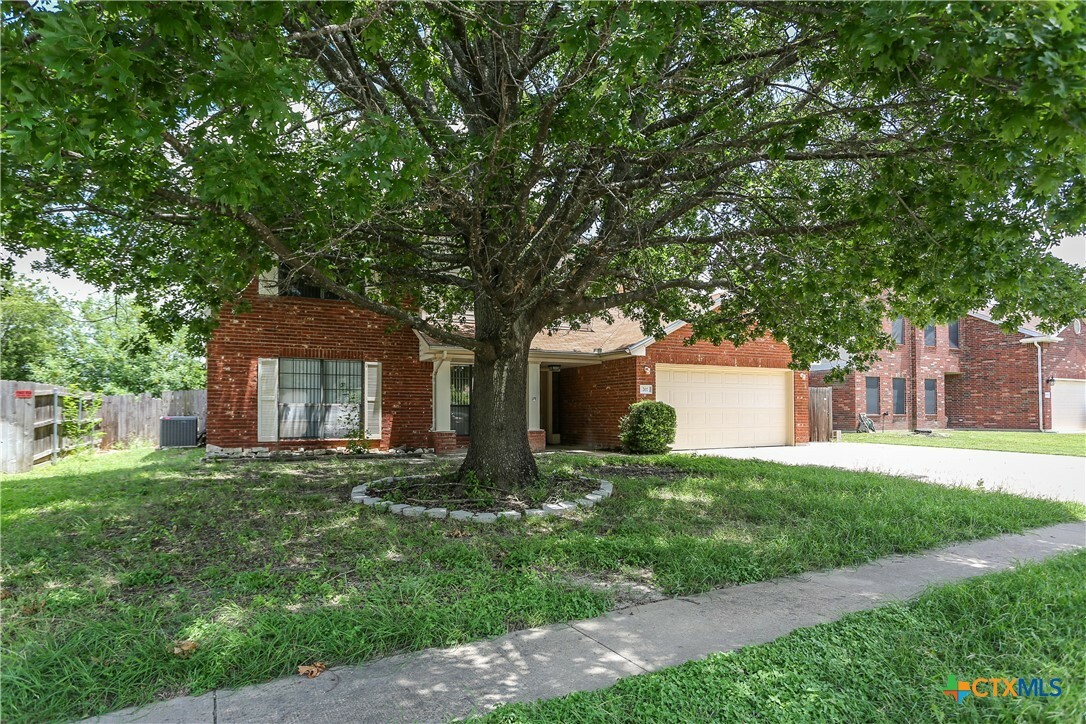Property Photo: 707 Bond Street TX 76522