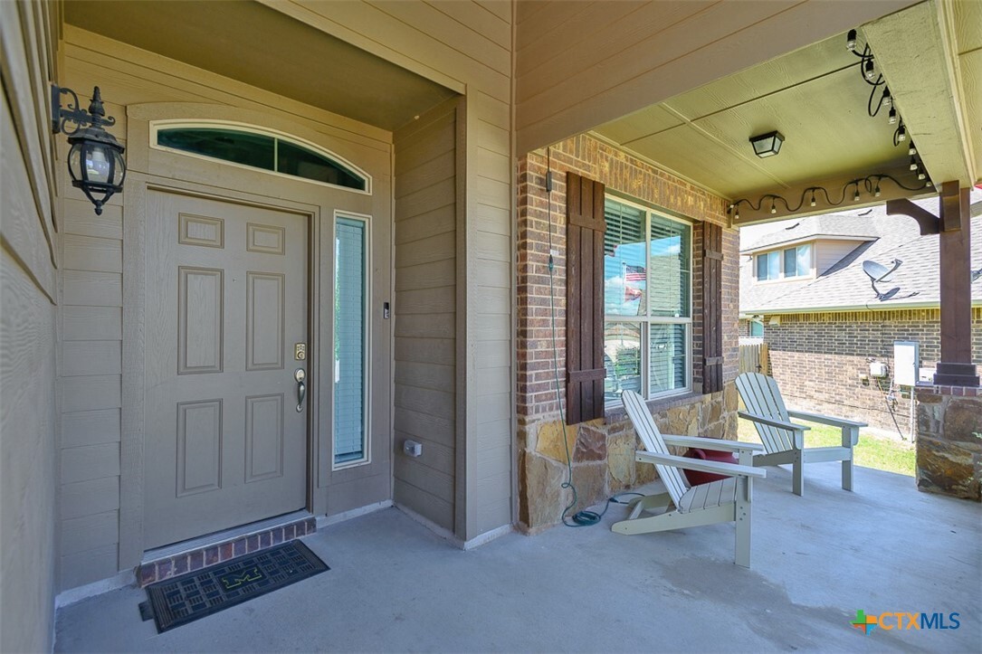 Property Photo: 2502 Dante Court TX 76548