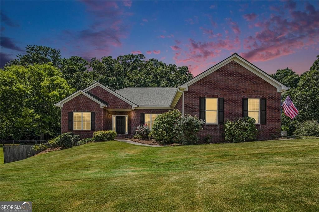Property Photo: 27 Shepherd Drive GA 30122