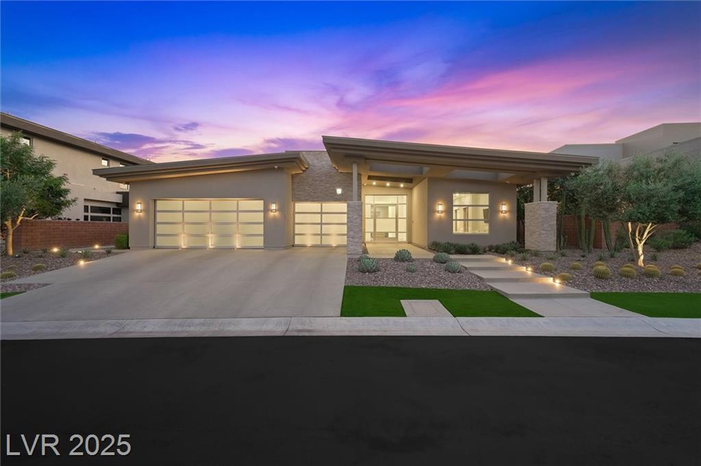 Property Photo: 11 Hawkeye Lane NV 89135