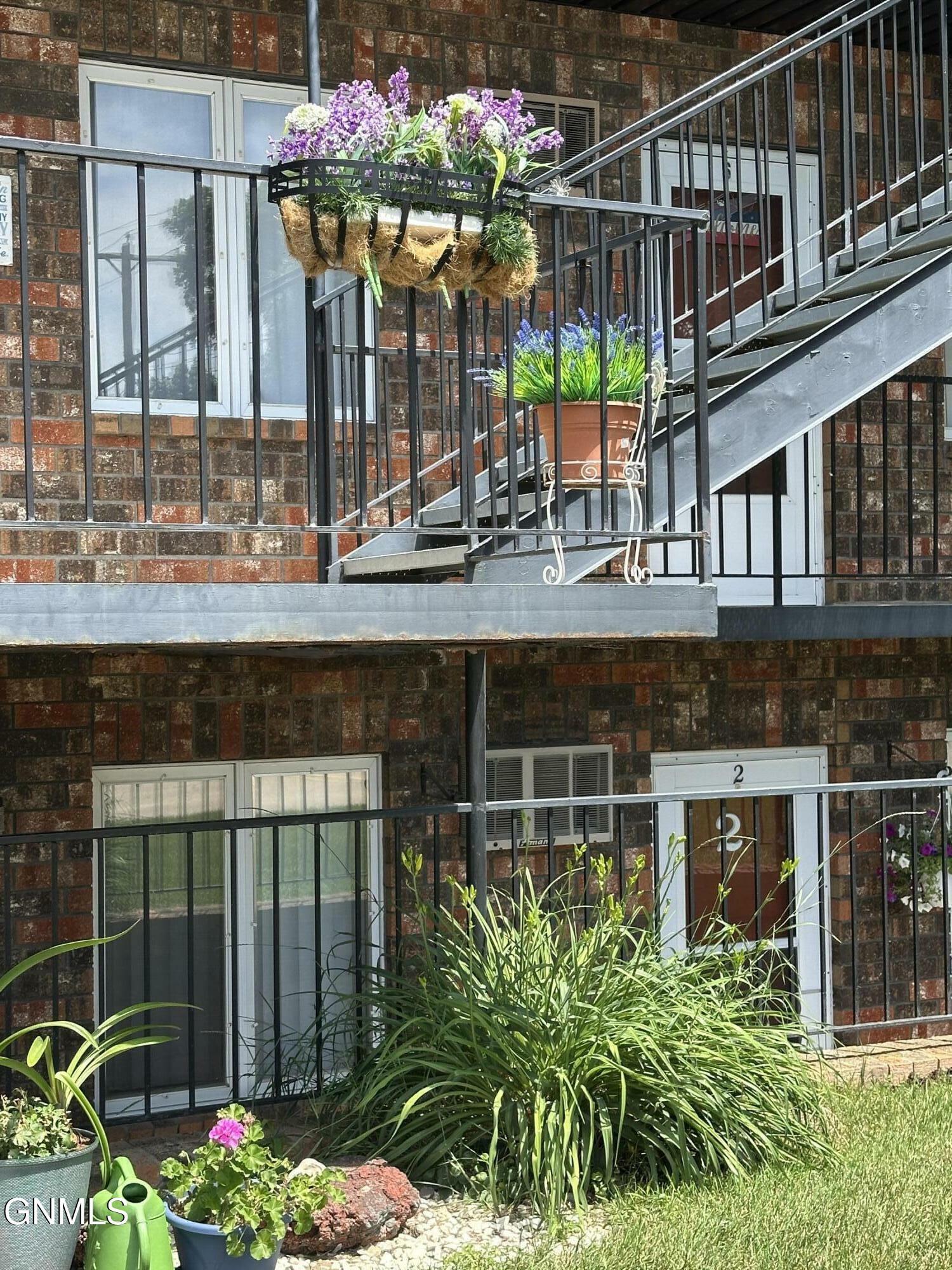 Property Photo: 1937 Kavaney Drive 6 ND 58501