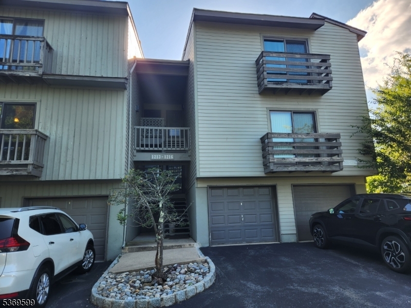Property Photo: 1213 Spruce Hills Dr NJ 08826