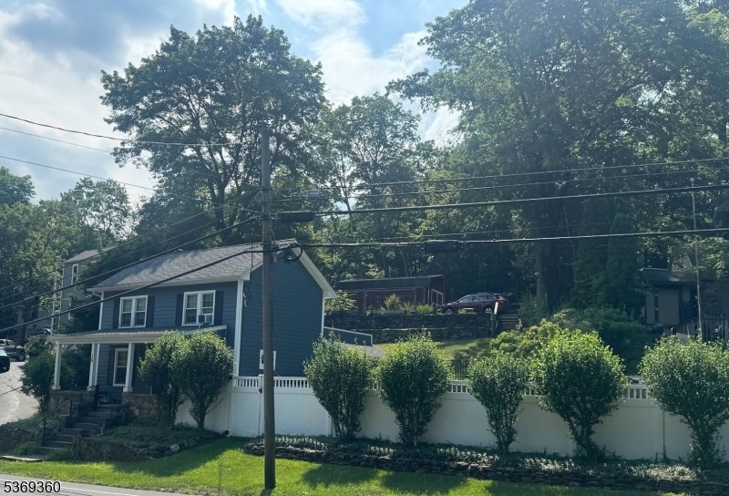 Property Photo: 79 Fairview Ave NJ 08829