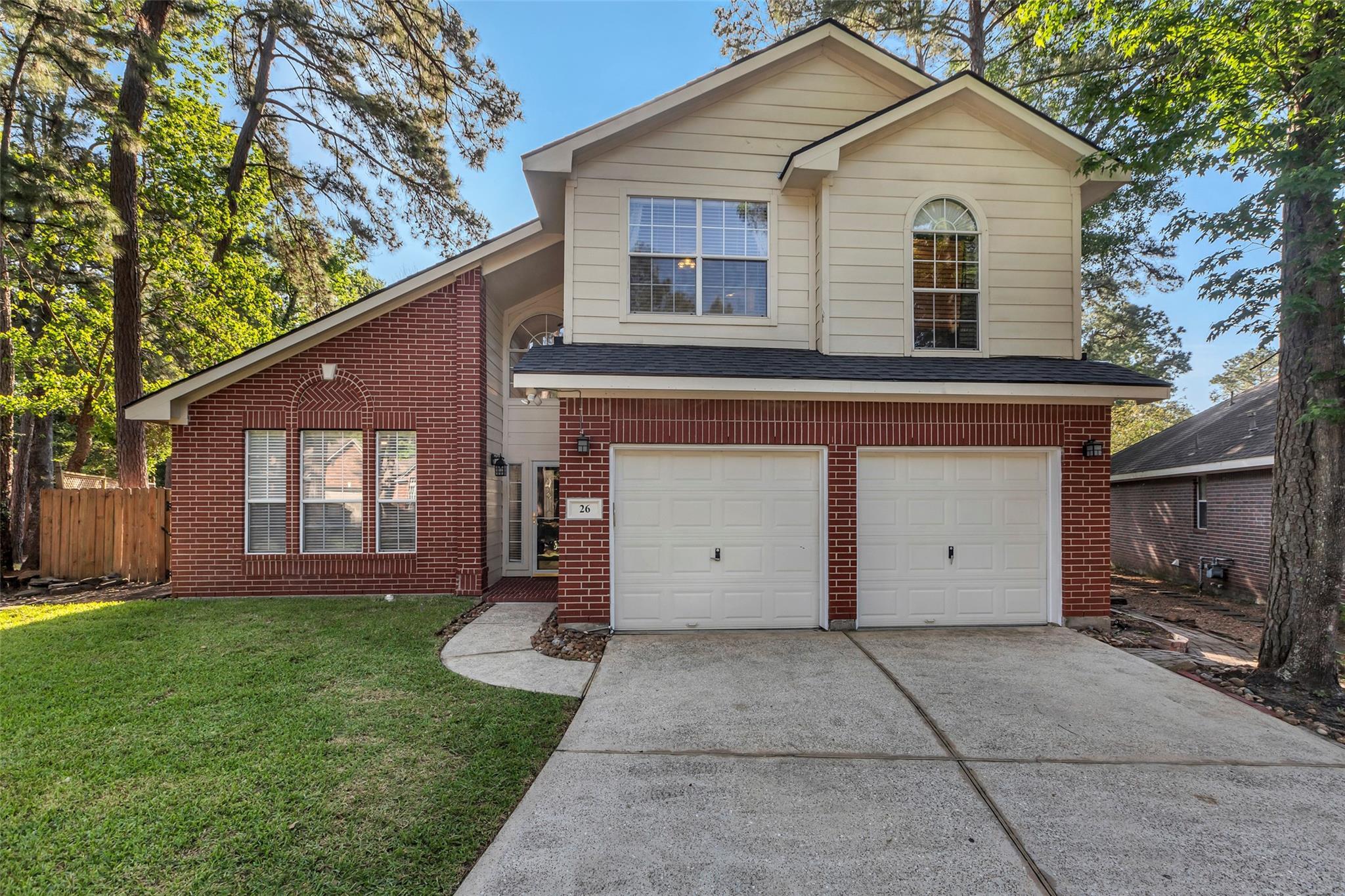 Property Photo: 26 Willow Point Place TX 77382