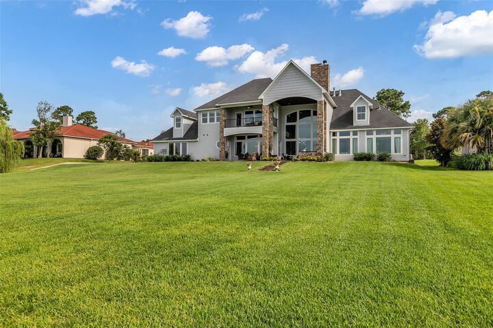 Property Photo: 248 Waterfront Drive TX 77351