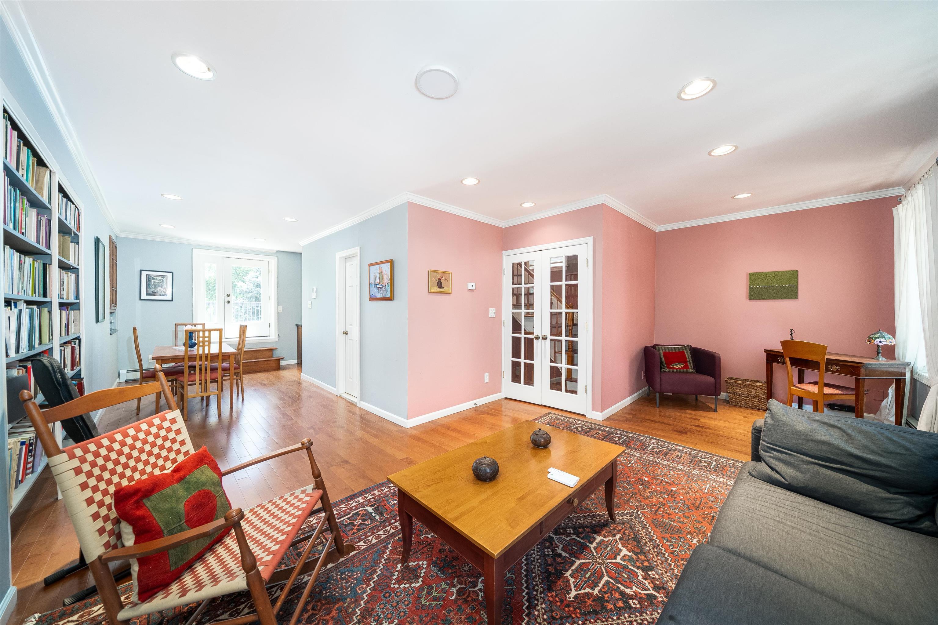 Property Photo: 288 Barrow St 2 NJ 07302