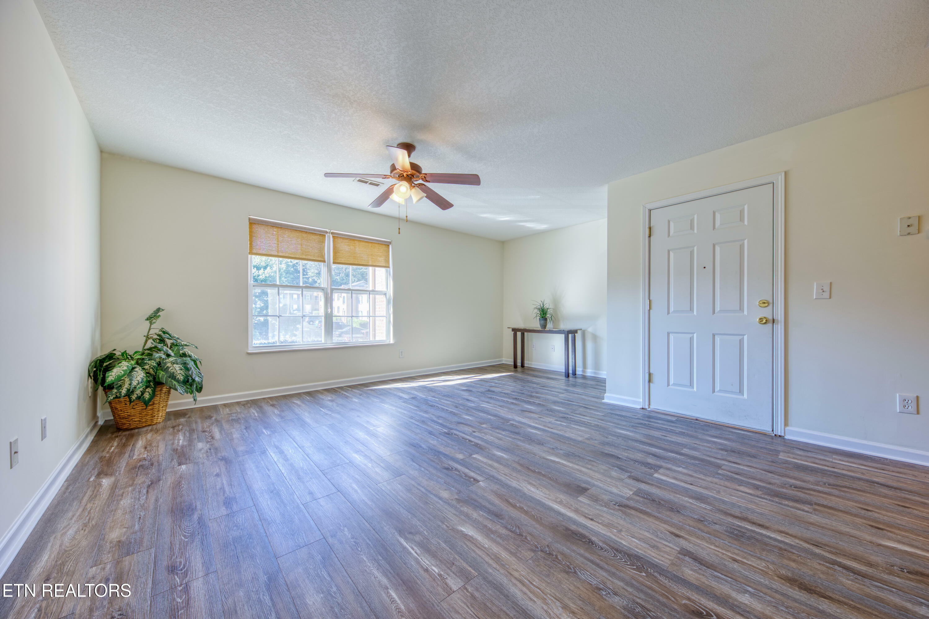 Property Photo: 1709 Maple View Way 4A TN 37918