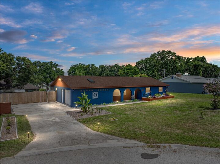Property Photo: 7150 Orange Way FL 33810
