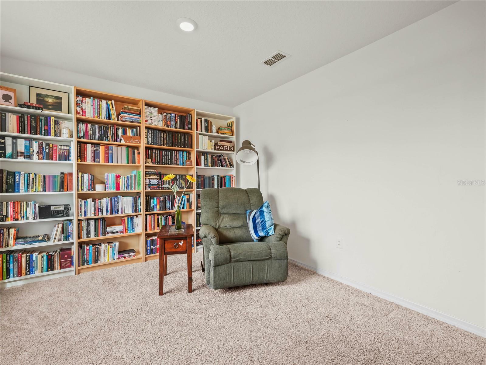 Property Photo: 2811 Grandbury Grove FL 33811