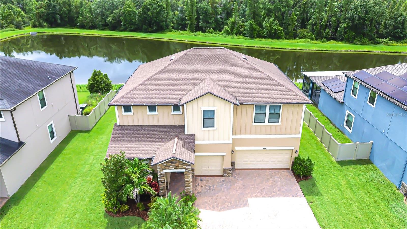 Property Photo: 2957 Hilliard Drive FL 33543
