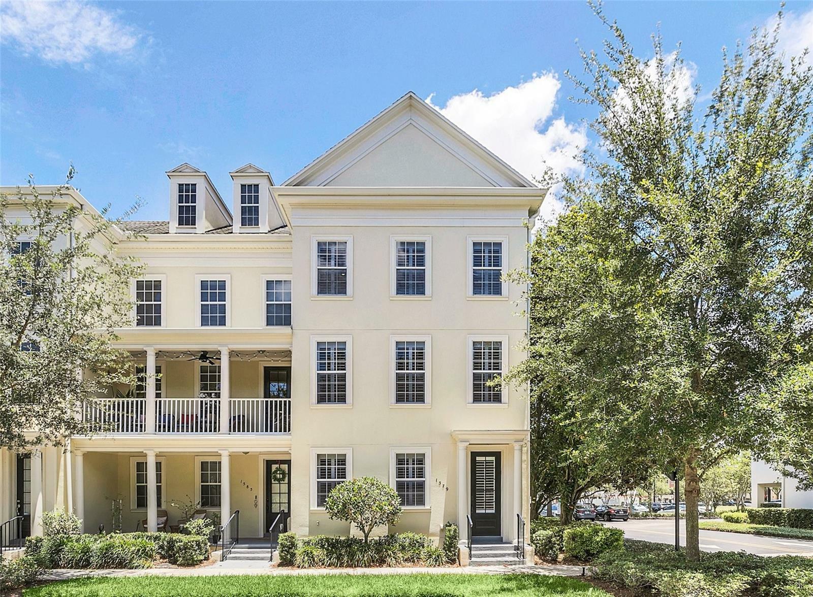 Property Photo: 1579 Chatfield Place FL 32814