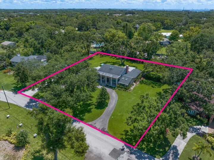 Property Photo:  1681 Long Bow Lane  FL 33764 