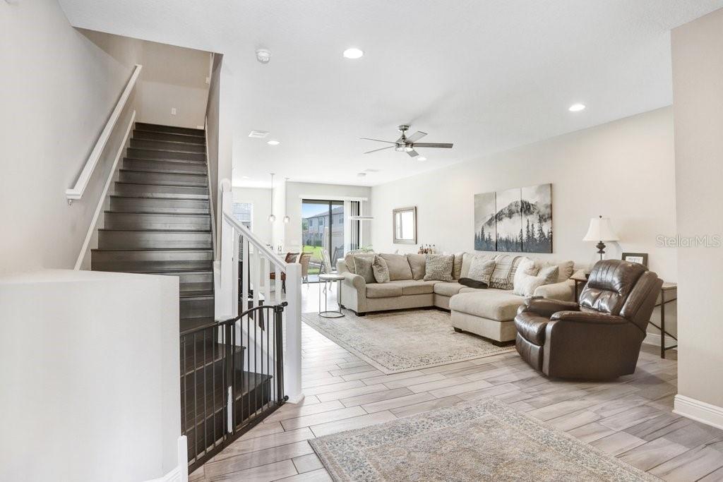 Property Photo: 11521 Crowned Sparrow Lane FL 33626