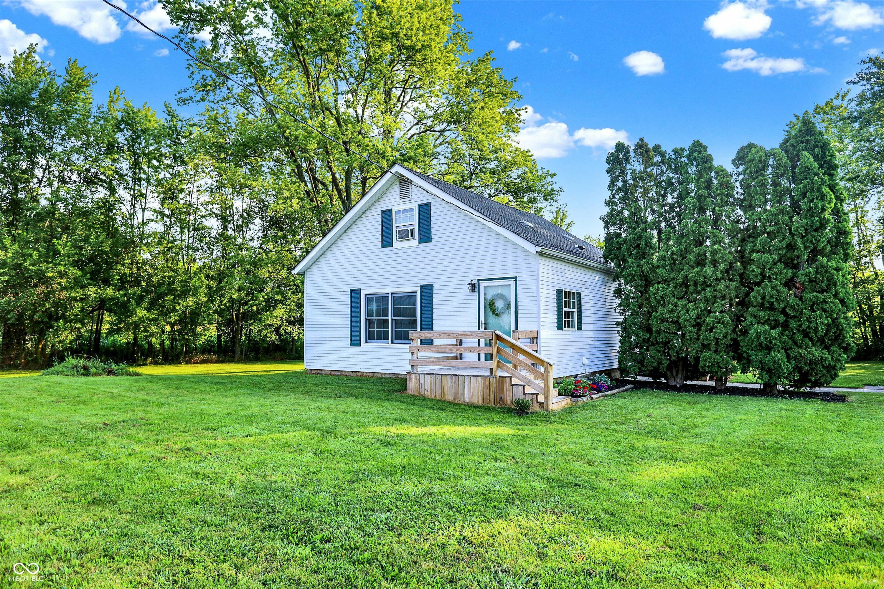 Property Photo: 9003 N US Highway 52 IN 46035