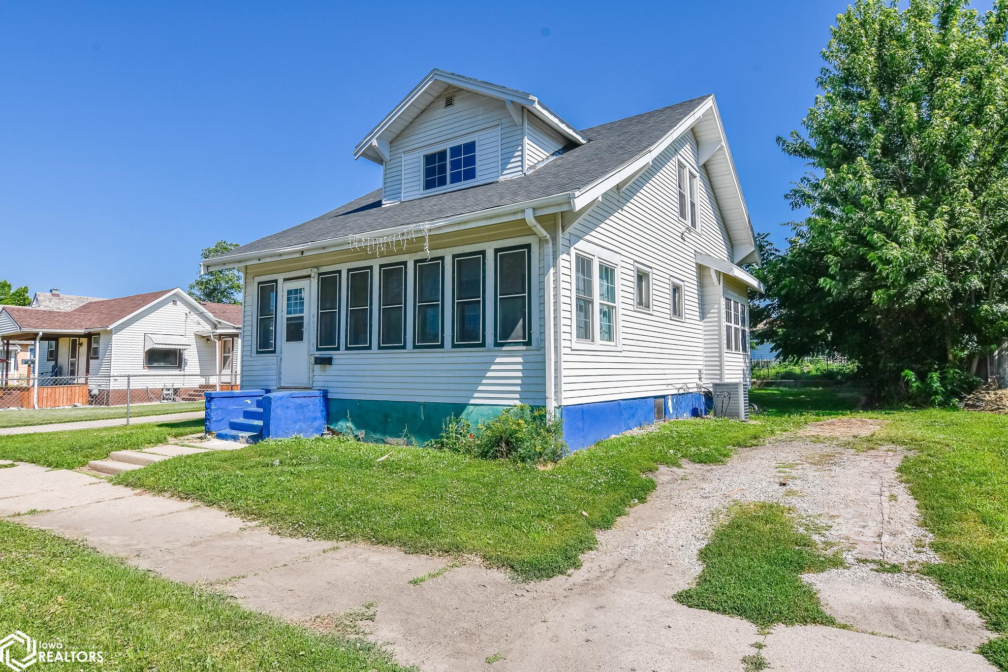 Property Photo: 603 W Church Street IA 50158