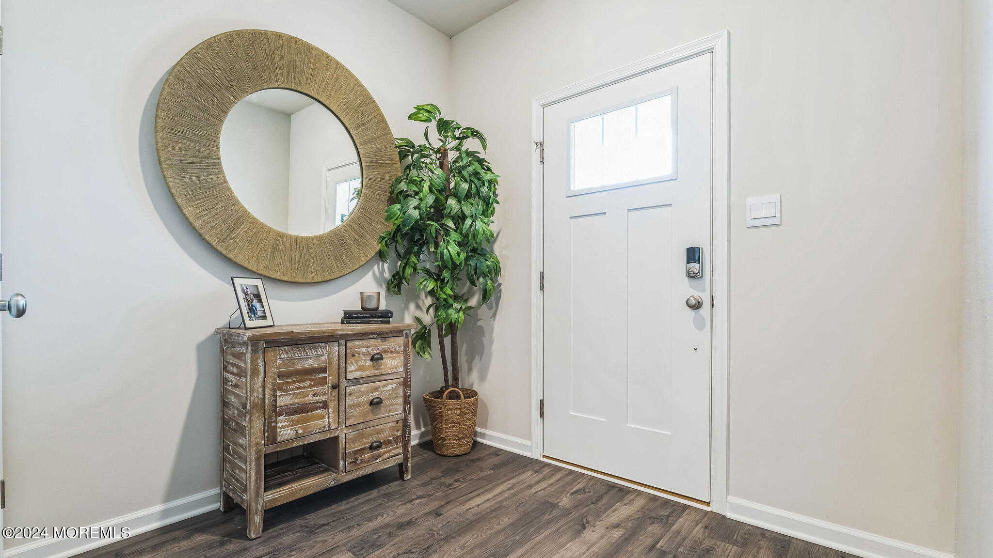 Property Photo: 20 Victoria Gardens Square NJ 07753