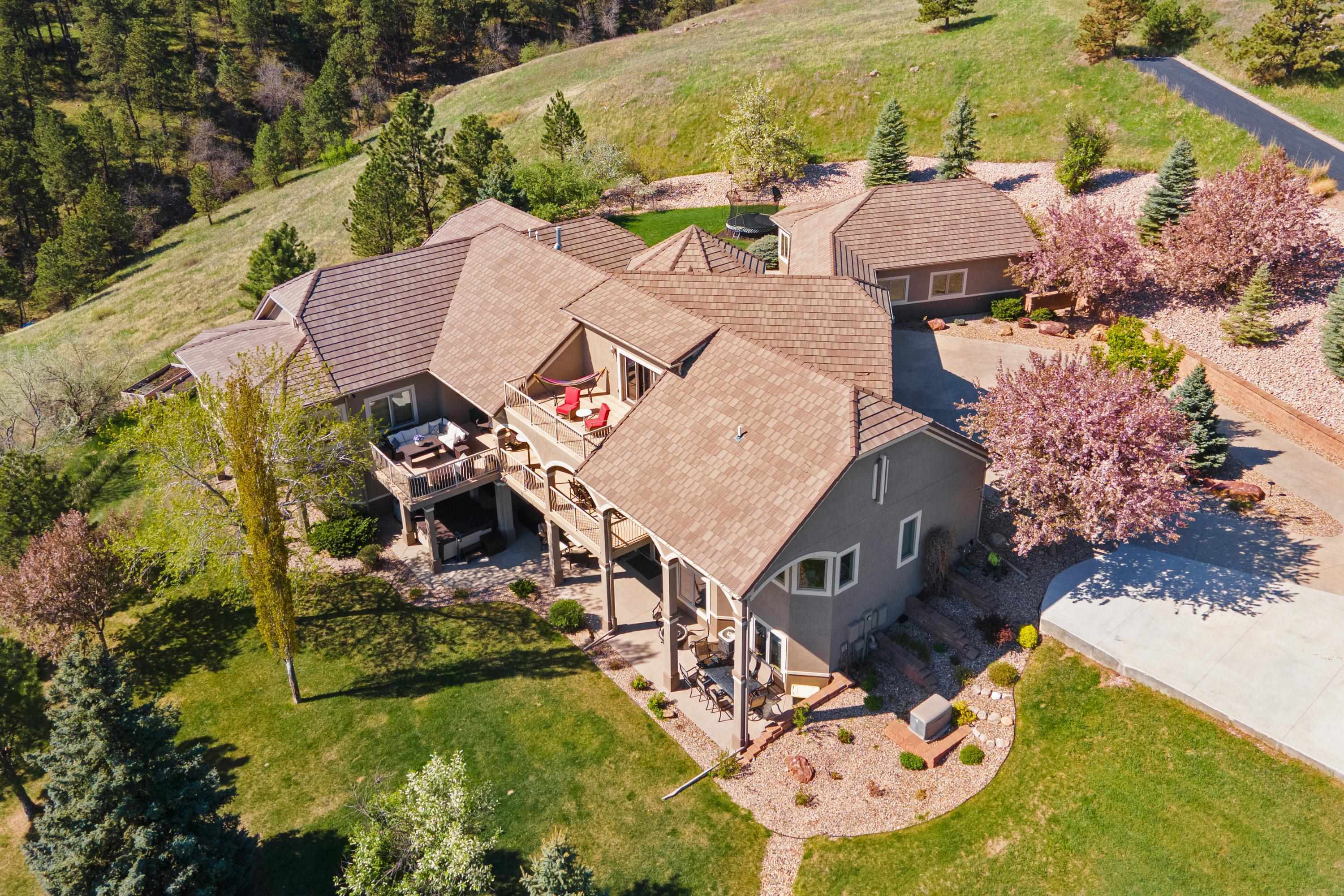Property Photo:  1607 Pevans Parkway  SD 57701 