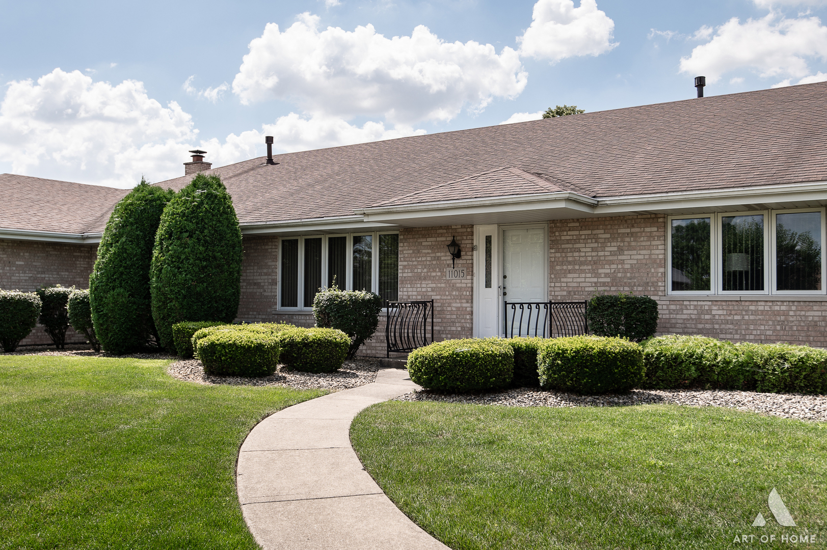 Property Photo: 11015 New Mexico Court IL 60467